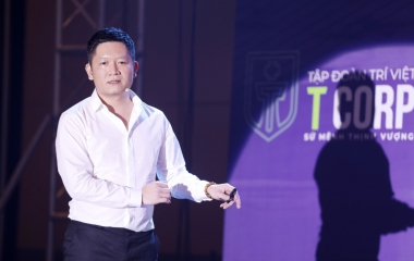 CHỦ TỊCH TÙNG TRÍ VIỆT: “TÔI CHỌN GẮN MÌNH VỚI LỢI ÍCH CỔ ĐÔNG”